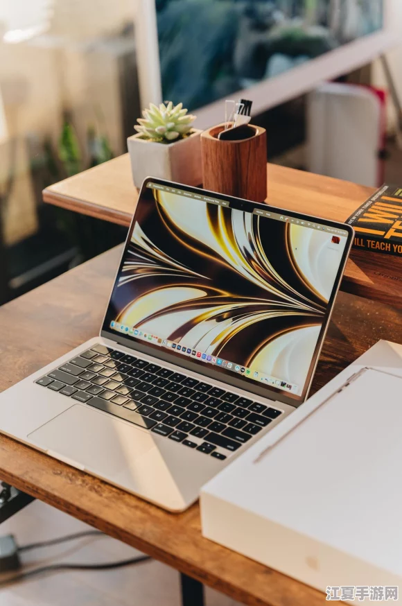 “macbookair18和19用户评价：轻薄便携性能强大，究竟哪款更适合你的日常需求？”