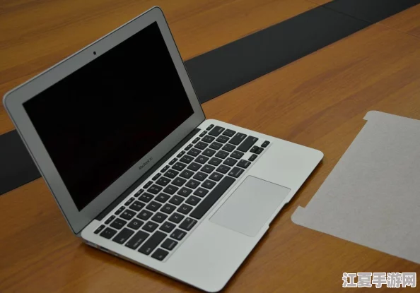 “macbookair18和19用户评价：轻薄便携性能强大，究竟哪款更适合你的日常需求？”