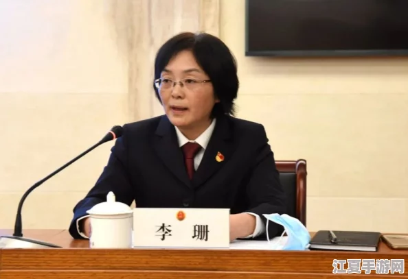 陈婷王建李珊张超交换反客为主，网友评价：他们的互动真是出乎意料，轻松搞笑又让人意犹未尽！