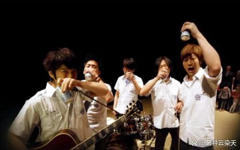 理解乱伦五月天的复杂情感与社会影响，探讨其背后的文化意义与心理因素