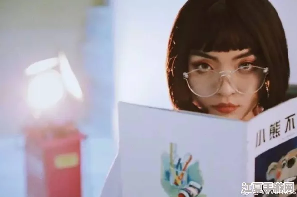 越南美籍女rapper引发网友热议：她的风格独特，歌词深刻，展现了多元文化的碰撞与融合！