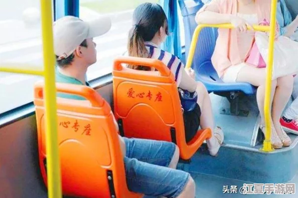 在公交车上强伦人妻的背后：社会道德与法律的深刻反思