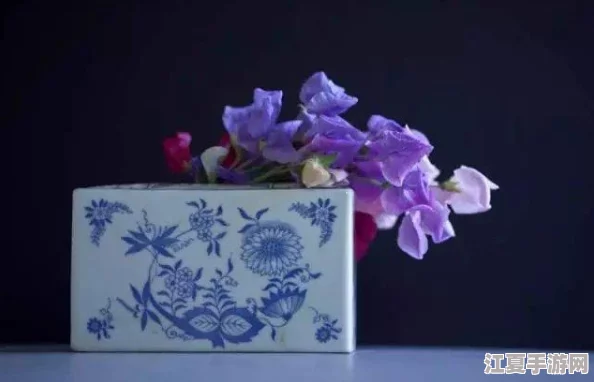 《暗区突围》游戏策略:揭秘隐藏花瓶刷新点,高效收集攻略大放送! 《暗区突围》游戏策略:揭秘隐藏花瓶刷新点,高效收集攻略大放送!