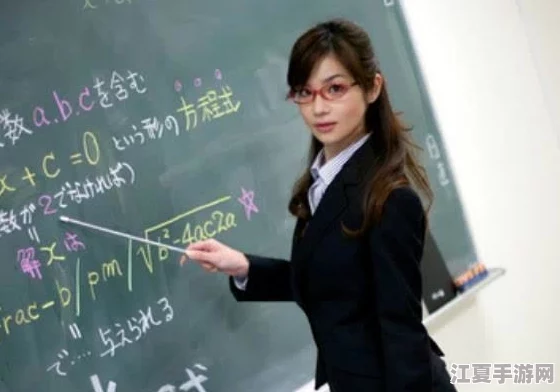 老师解开扣子让我吃她奶，网友评价：这段经历真是太不可思议，令人难以置信！