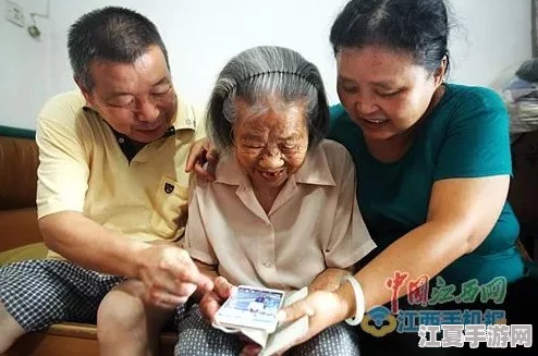 老八跟他的三个儿媳妇是谁？网友热议他们的个性与家庭关系！