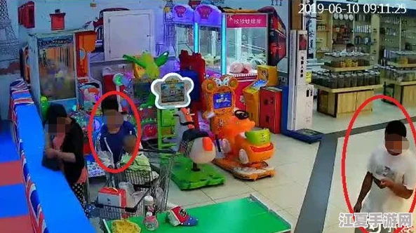 逛街时玩具突然按下按钮的奇妙现象引发社会关注